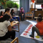 Die einen spielen Merkball, die anderen Twister